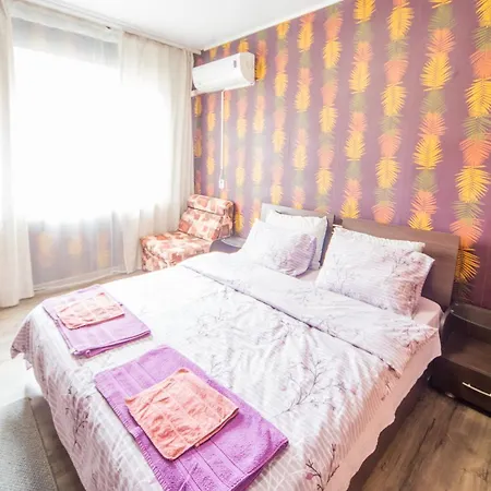 Apartment Big - 2 Bedrooms Apartment On Bulair Str